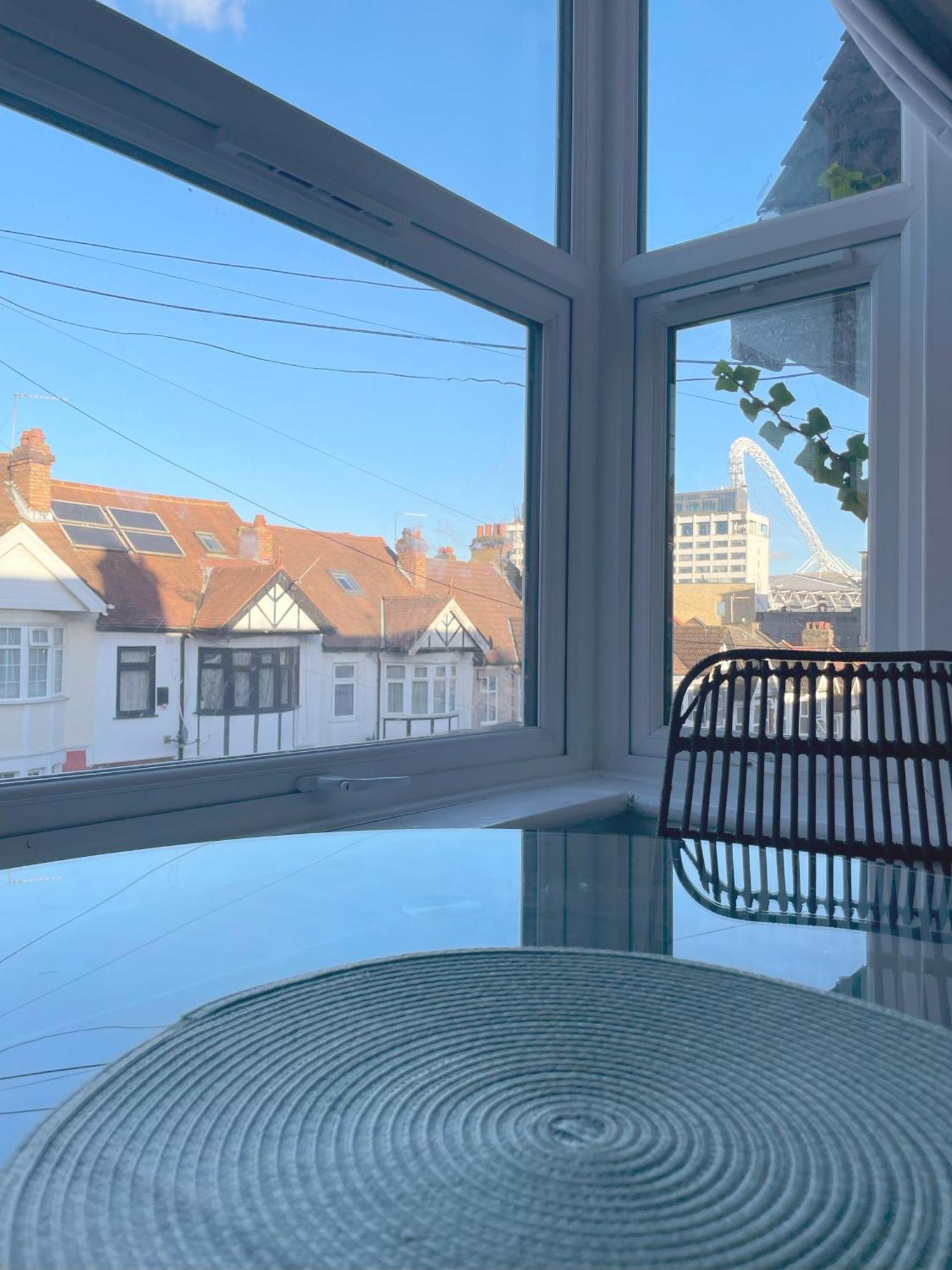 Cosy Double Rooms A Stones Throw From Wembley Stadium Лондон Экстерьер фото