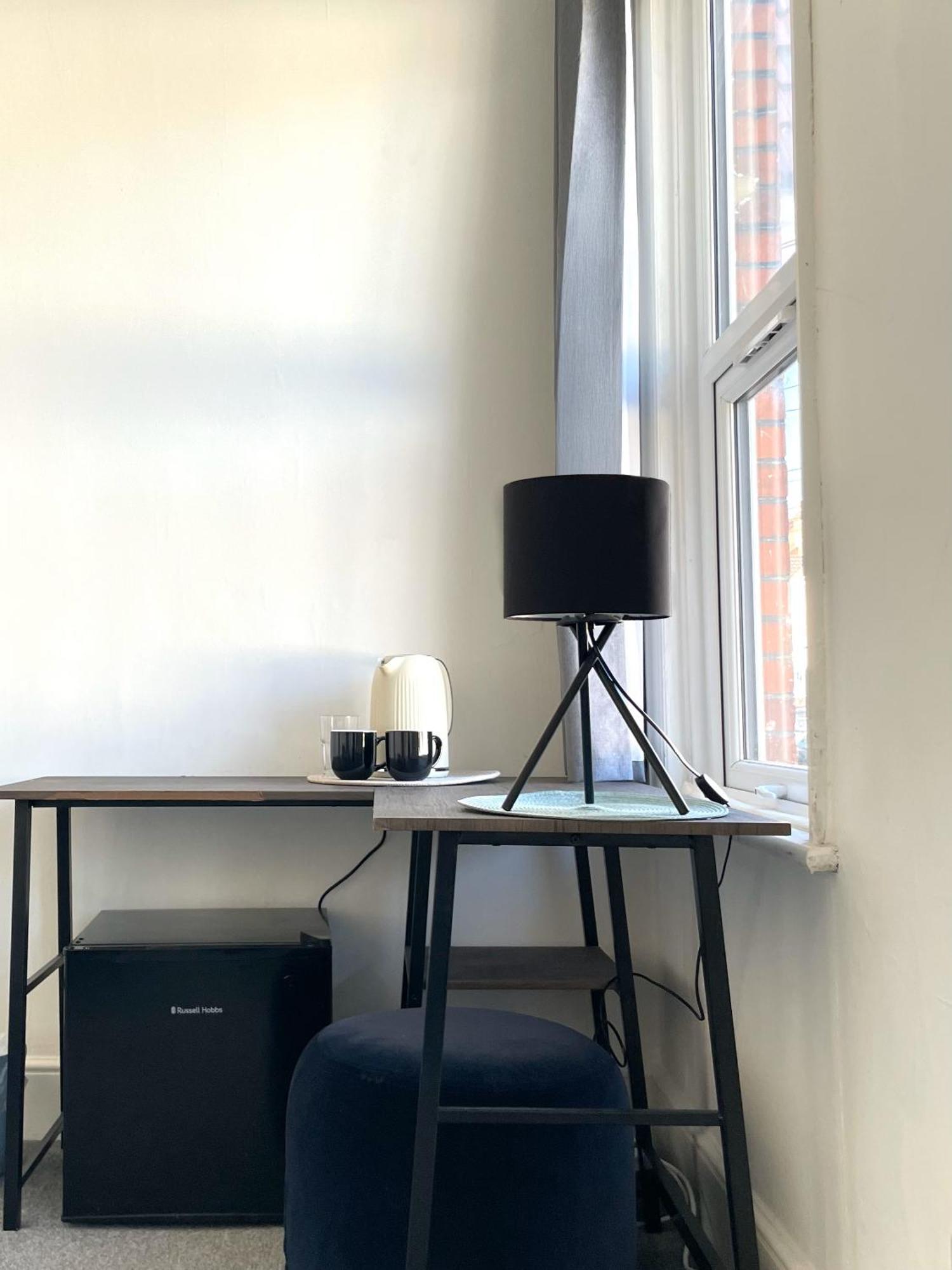 Cosy Double Rooms A Stones Throw From Wembley Stadium Лондон Экстерьер фото
