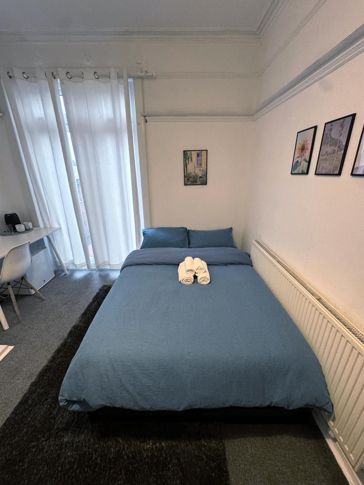 Cosy Double Rooms A Stones Throw From Wembley Stadium Лондон Номер фото